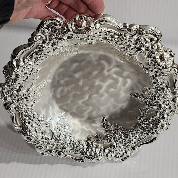 Vintage WMF-IKORA, Silver Plated Tarnish Resistant Floral Design Bowl - Picture 9 of 10